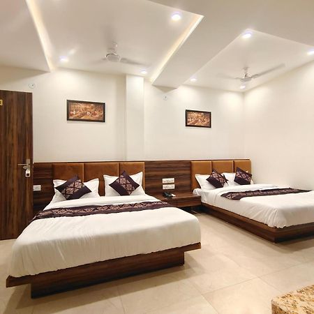 Hotel Vrinda Inn Udaipur Kültér fotó