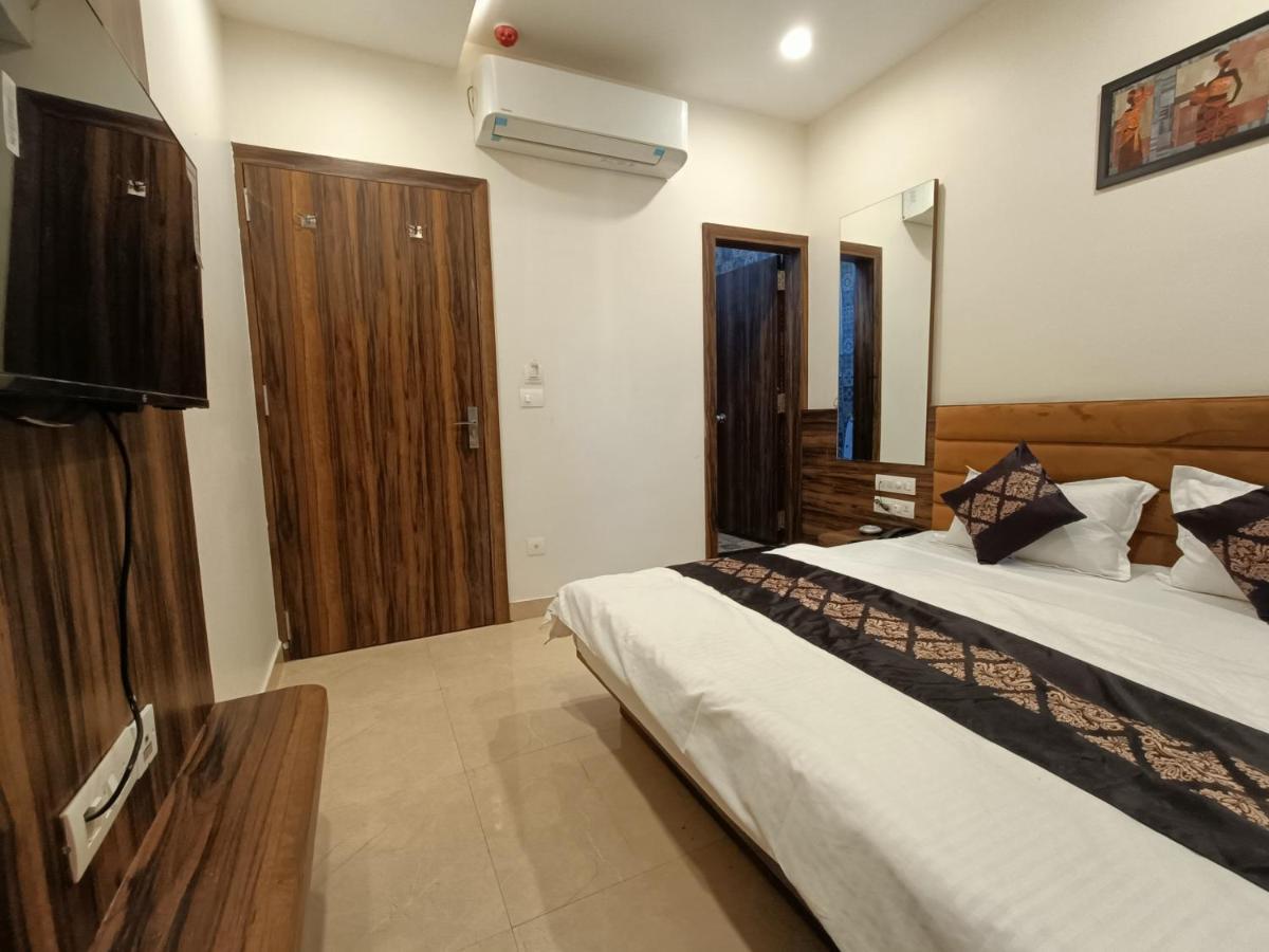Hotel Vrinda Inn Udaipur Kültér fotó
