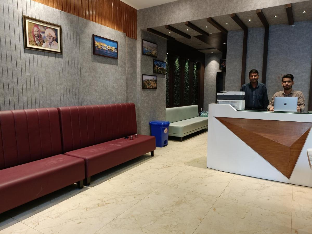 Hotel Vrinda Inn Udaipur Kültér fotó