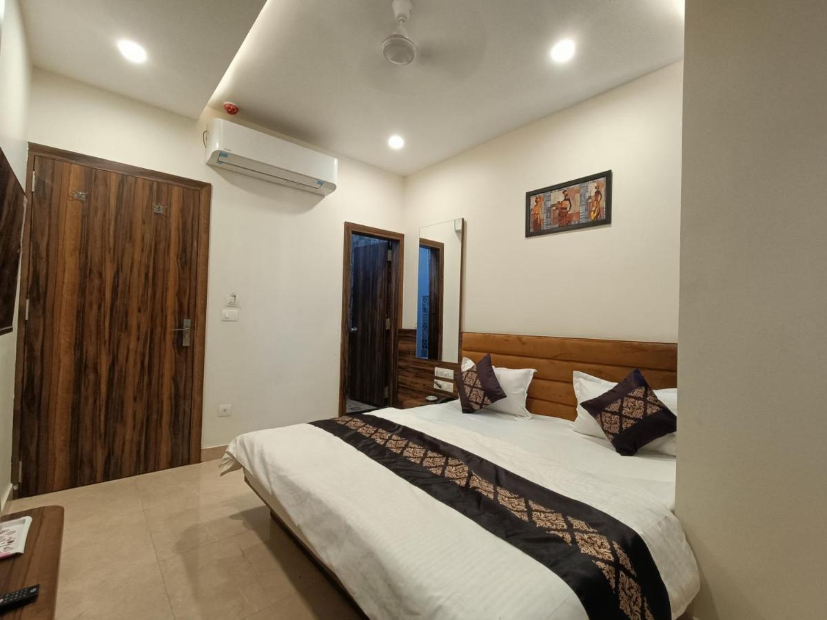 Hotel Vrinda Inn Udaipur Kültér fotó
